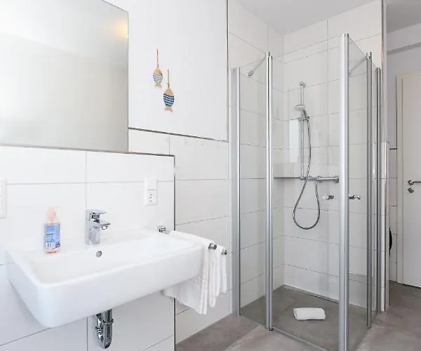 Strandloper Apartman